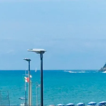 A Mare Con Vista Sul Mare A 50 Mt Apartman
